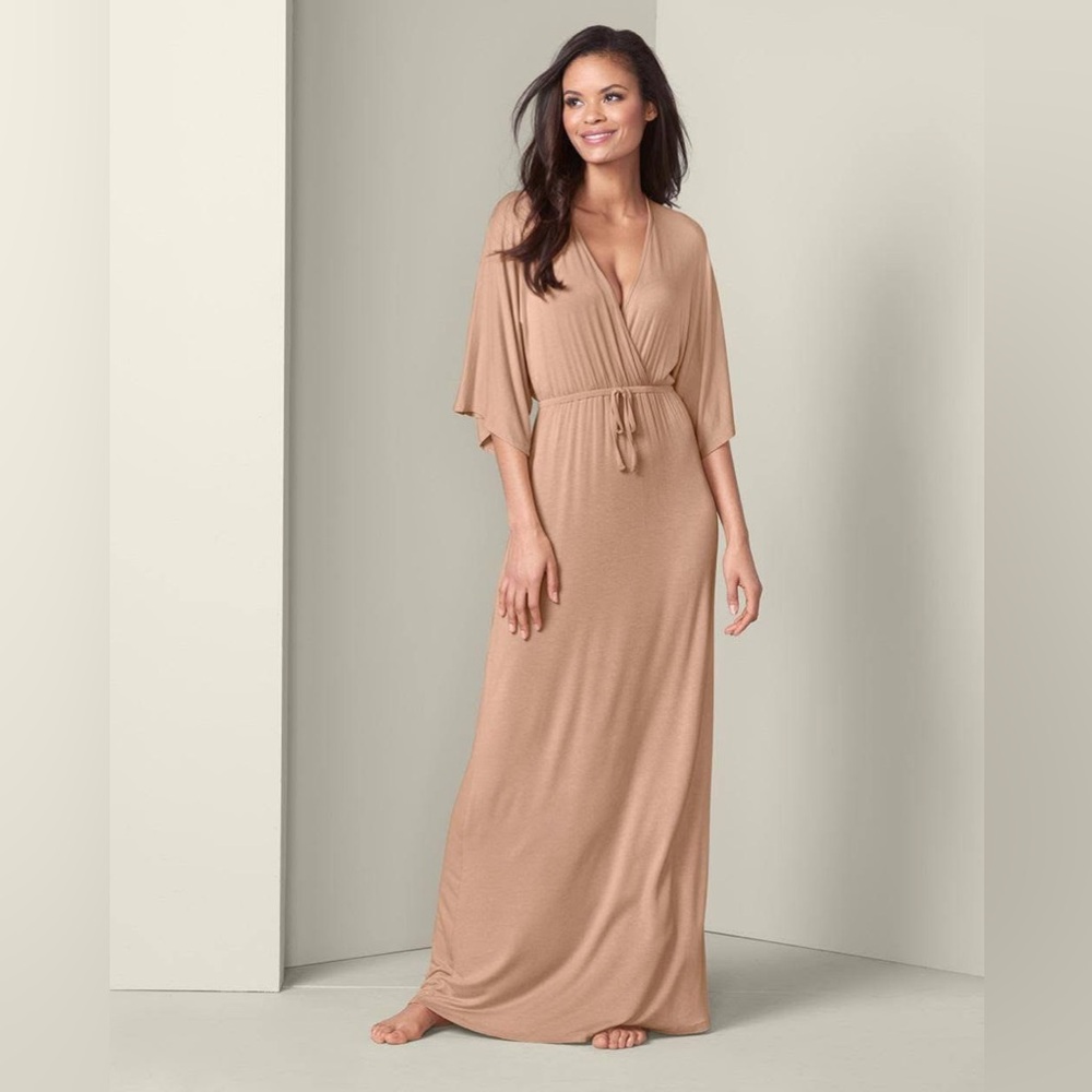 VENUS Peach Dress size M